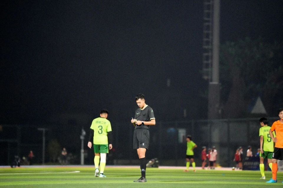 我们希望让, 受专业竞赛